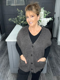 Relaxed fit slouchy knitted waistcoat-Mole