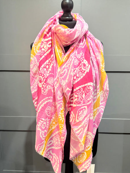 Beautiful paisley stripe scarf-Pink