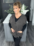 Relaxed fit slouchy knitted waistcoat-Mole