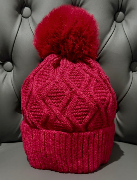 fluffy pom hat-Berry