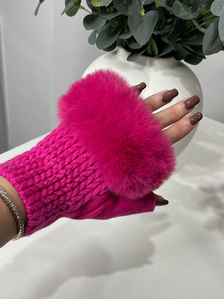 Fingerless knitted plait glove with faux fur trim-Fuchsia