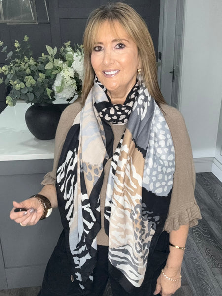 Animal print autumn scarf-Black/Grey