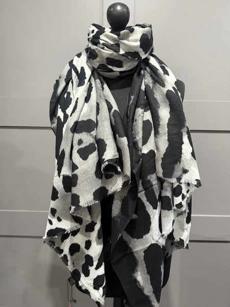 Luxury animal print scarf-Grey