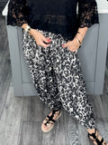 Shirred waist balloon leg leopard pants-Black