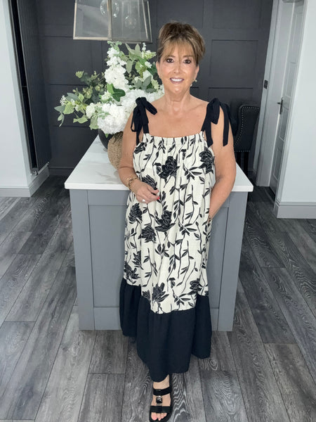 Bow detail tiered Maxi dress