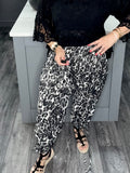Shirred waist balloon leg leopard pants-Black