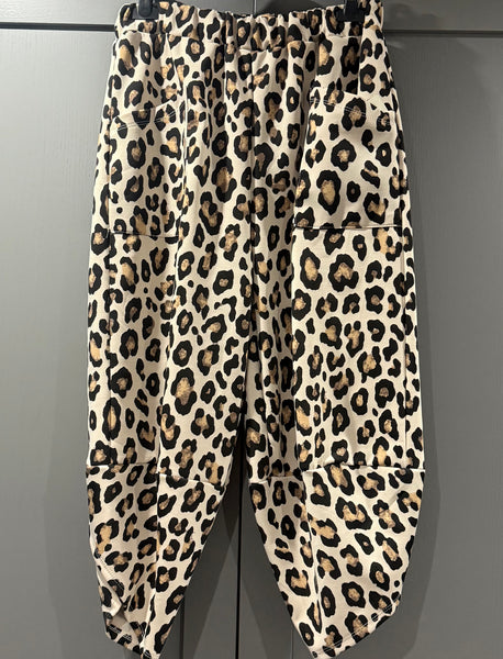 Scuba leopard pocket joggers-Beige