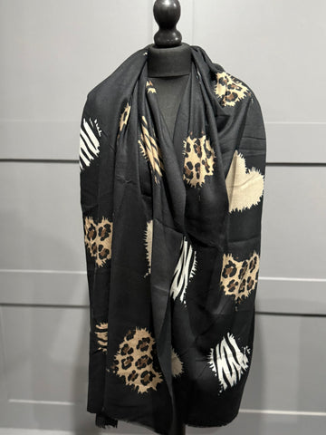 Super soft wool blend heart scarf-Black