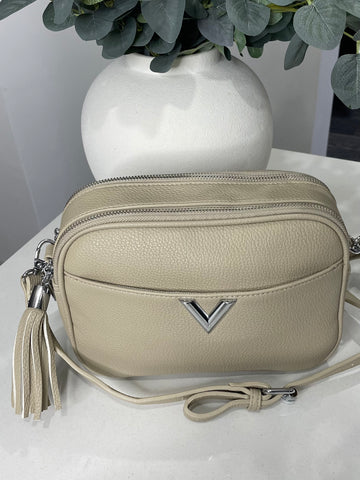 Double compartment crossbody bag with tassel-Beige