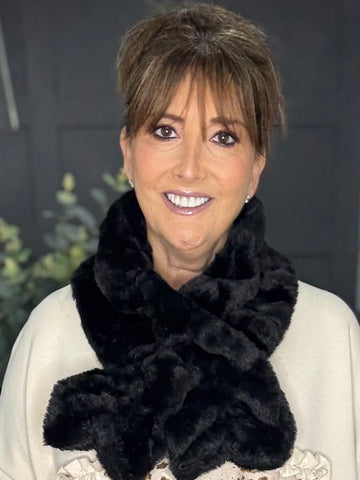 Luxe faux fur cravat-Black