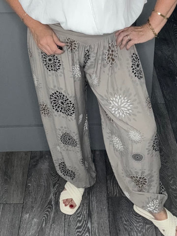 Star burst harem pants -Mocha