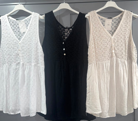 Italian lace peplum vest top-Beige